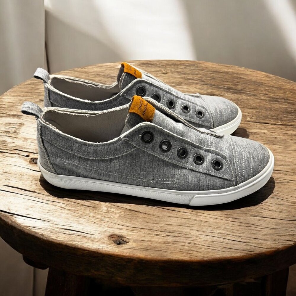 Simply Southern Slip On Sneaker Size 6 Loafer Gray Flat - Picture 1 of 8